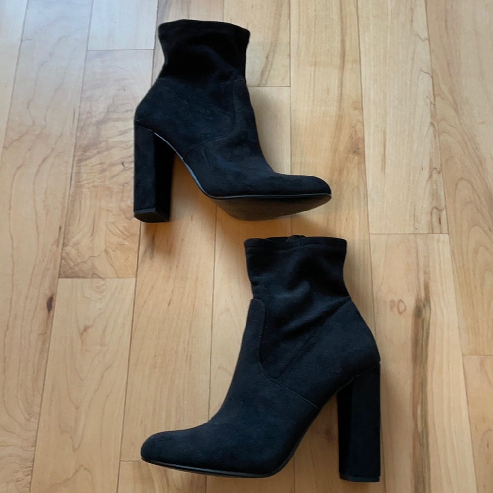 Steve Madden stretch booties